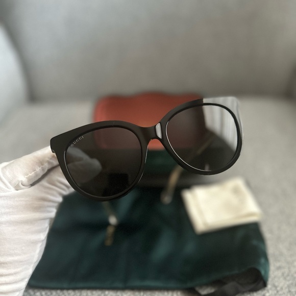 Gucci Cat Eye Sunglasses NWT - Picture 8 of 9